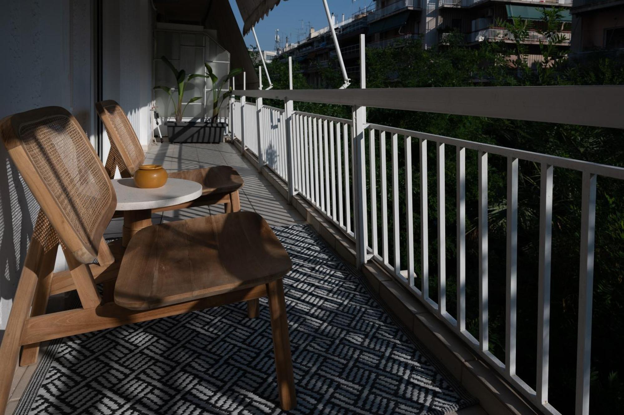 Athens' Gem: Fun, Sun & Your Koukaki Run! Exterior foto